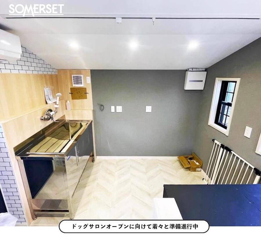 内装も整い、犬用のシャワーも設置されています。