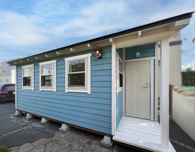 ルームを3延長した広々サイズ!カラーもサイズも清々しい小屋!